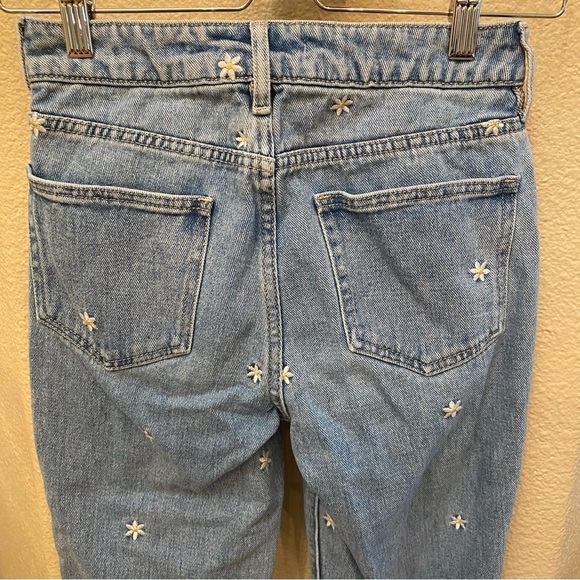 PACSUN Blue Floral Embroidery Mom Jean Size 24 - Picture 5 of 9